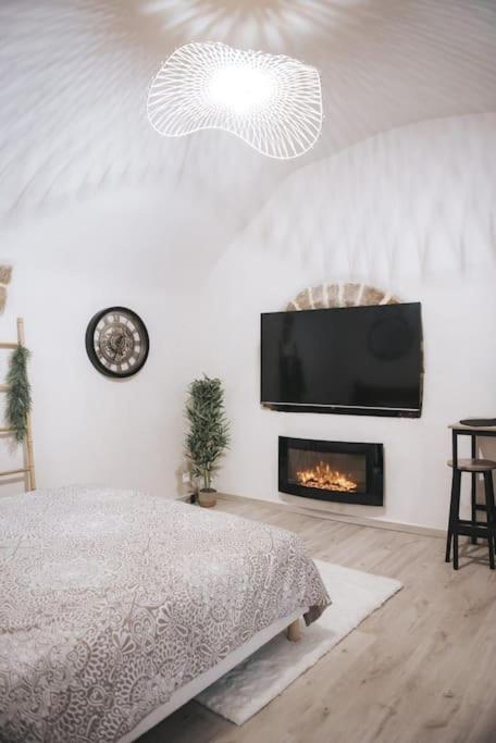 Appartement 2 Pieces Jacuzzi บริยูด ภายนอก รูปภาพ